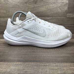 Nike Winflo 10 Gray Silver Womens US Size 9 EUR 40.5 DV4023-102 Running Shoes